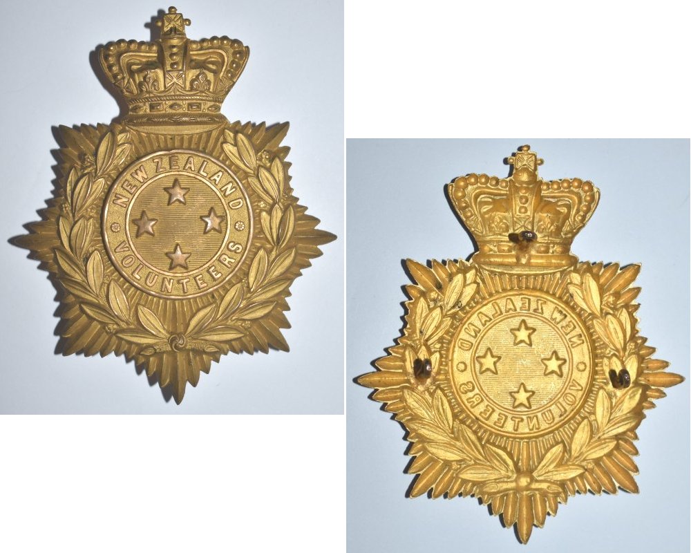 B02/002. NEW ZEALAND VOLUNTEERS OFFICER'S GILT helmet plate 1895