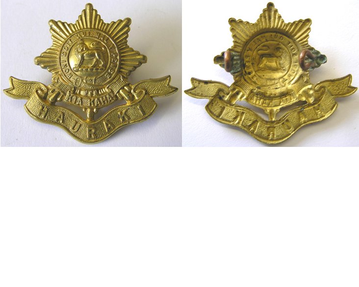 B06/059. 6th (HAURAKI) REGIMENT cap badge, brass