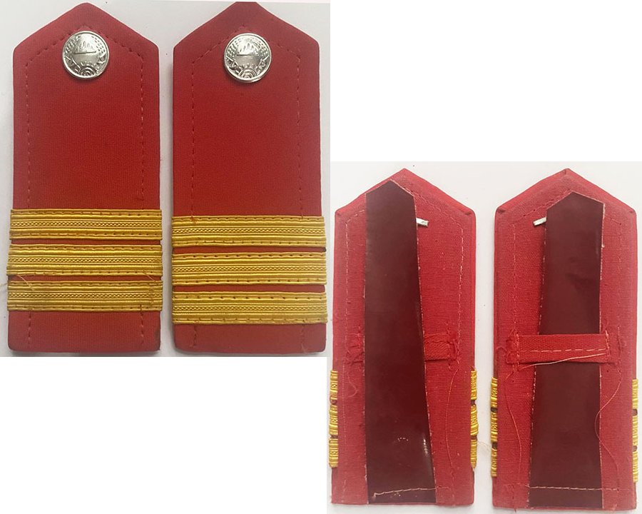 CAM237. P.R. OF KAMPUCHEA ARMY SERGEANT MAJOR SHOULDER STRAPS