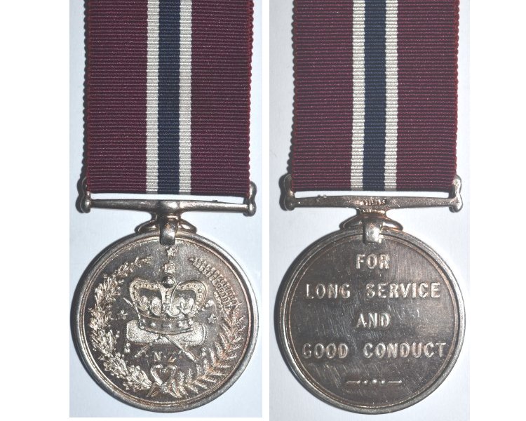 ESA118. NEW ZEALAND POLICE MEDAL, Dick & Watt, Petone – Unnamed