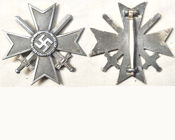 FM0311. WAR MERIT CROSS 1st Class 1939 with swords - silvered