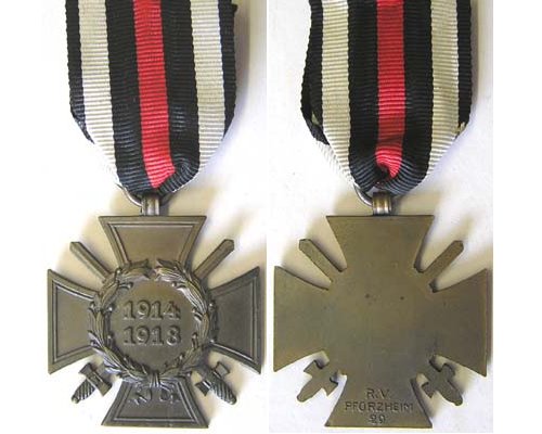 FM0330. 1914/18 CROSS OF HONOUR with swords