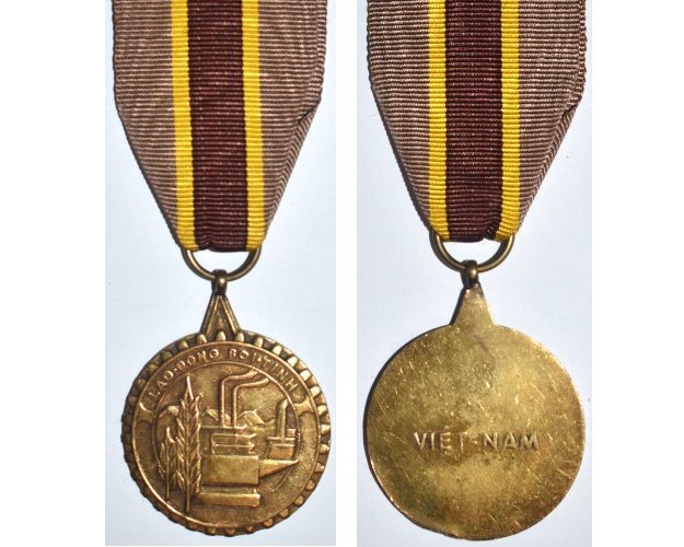 FM1049. SOUTH VIETNAM LABOUR MEDAL Third Class