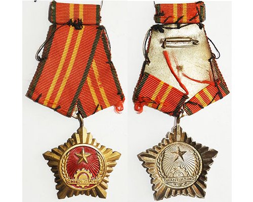 FM1102. NORTH VIETNAM VICTORY ORDER 2nd Class