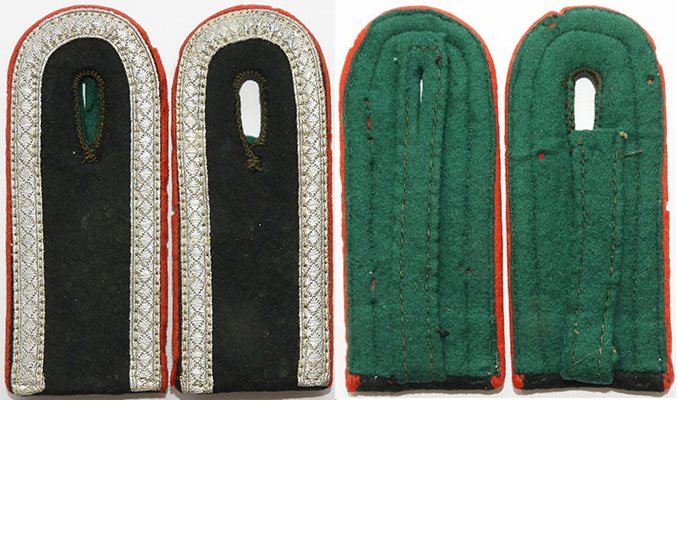 GC1236. PAIR WEHRMACHT ARTILLERY UNTEROFFIZIER SHOULDER STRAPS