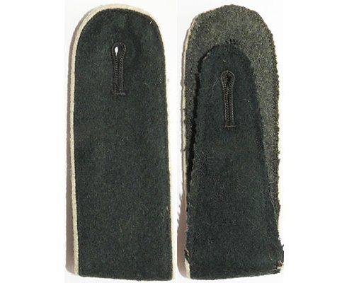 GC1240. WEHRMACHT INFANTRY SOLDIER SHOULDER STRAP, slip-on type
