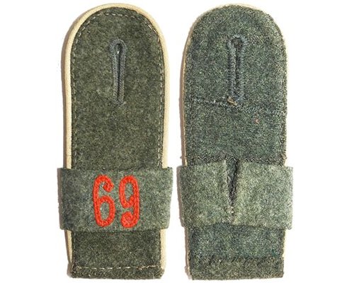 GC1243. WEHRMACHT 69TH INFANTRY SOLDIER SHOULDER STRAP