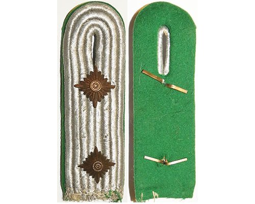 GC1414. LUFTWAFFE REICH AIR CONTROL HAUPTMAN SHOULDER STRAP